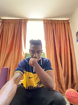 Snapshot of Malkon_Big chatting on October 23, 2025, 4:05 pm Malkon Big online show from October 23, 2025, 4:05 pm