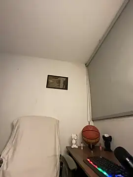 Snapshot of Malkon_Big chatting on September 14, 2025, 12:00 am Malkon Big online show from September 14, 2025, 12:00 am