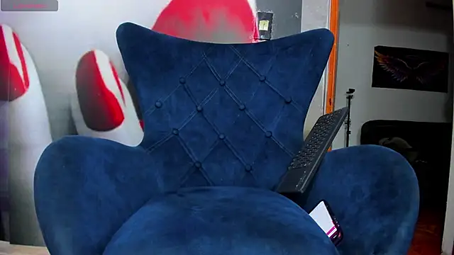 Snapshot of karenlennox1 chatting on October 31, 2025, 12:51 am karenlennox1 online show from October 31, 2025, 12:51 am