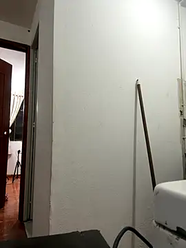 Snapshot of karenlennox1 chatting on November 8, 2025, 1:31 am karenlennox1 online show from November 8, 2025, 1:31 am