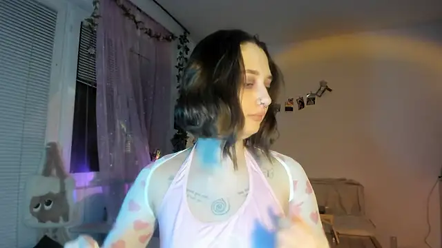 Jenny darling love online show from February 12, 2026, 7:46 pm