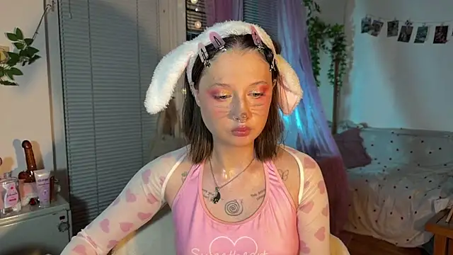 Snapshot of Jenny_darling_love chatting on April 23, 2026, 6:42 pm Jenny darling love online show from April 23, 2026, 6:42 pm