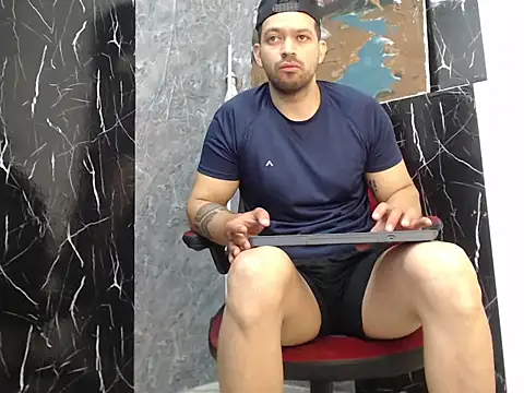 Snapshot of MrJayRave chatting on July 23, 2026, 2:14 pm MrJayRave online show from July 23, 2026, 2:14 pm
