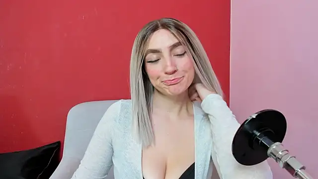 Kate bunny  online show from February 1, 2026, 11:30 am