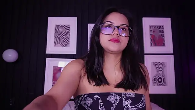 Sophia wilsonn  online show from March 3, 2026, 10:55 am