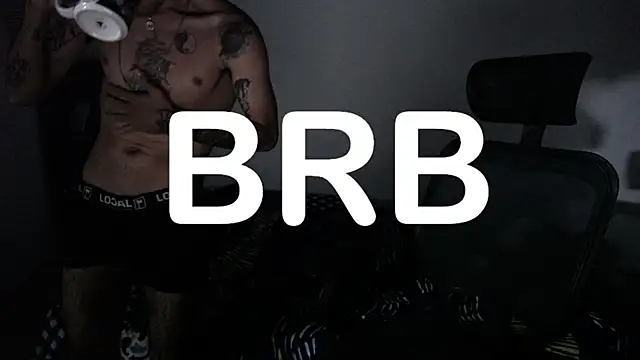 Snapshot of present_the_magic chatting on November 16, 2025, 2:05 am present the magic online show from November 16, 2025, 2:05 am