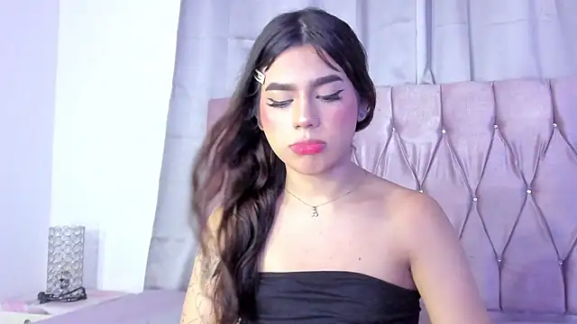 Ashley piinkk  online show from February 27, 2025, 11:28 am