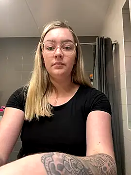 Snapshot of xX_HotCouple_Xx chatting on September 22, 2025, 6:47 pm xX HotCouple Xx online show from September 22, 2025, 6:47 pm