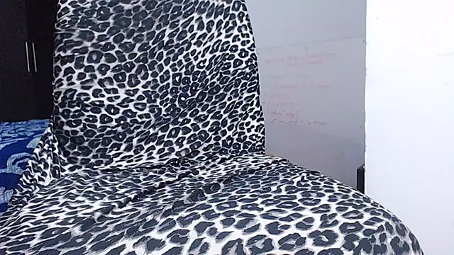 jhon tomson1 online show from November 13, 2025, 10:24 pm