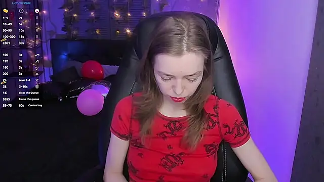 Snapshot of Tina_Tayllor chatting on March 5, 2025, 4:24 pm Tina Tayllor online show from March 5, 2025, 4:24 pm