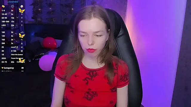 Snapshot of Tina_Tayllor chatting on March 5, 2025, 7:27 pm Tina Tayllor online show from March 5, 2025, 7:27 pm