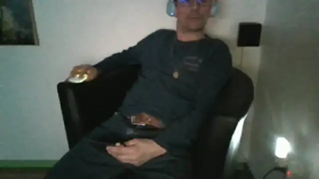 Minm666 online show from March 15, 2026, 9:00 pm