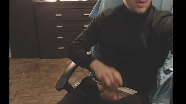 Snapshot of sexualtensionrelation chatting on February 21, 2025, 9:54 pm sexualtensionrelation online show from February 21, 2025, 9:54 pm