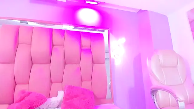 Snapshot of jennifer_ts chatting on November 28, 2025, 9:04 pm jennifer ts online show from November 28, 2025, 9:04 pm