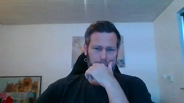 Snapshot of Gotta1 chatting on January 8, 2026, 1:28 pm Gotta1 online show from January 8, 2026, 1:28 pm