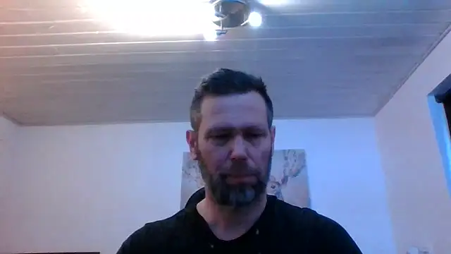 Snapshot of Gotta1 chatting on February 5, 2026, 2:02 pm Gotta1 online show from February 5, 2026, 2:02 pm