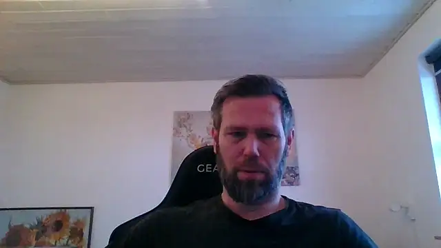 Snapshot of Gotta1 chatting on January 12, 2026, 2:13 pm Gotta1 online show from January 12, 2026, 2:13 pm