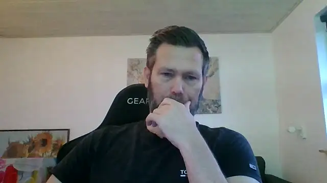 Snapshot of Gotta1 chatting on January 18, 2026, 9:13 am Gotta1 online show from January 18, 2026, 9:13 am