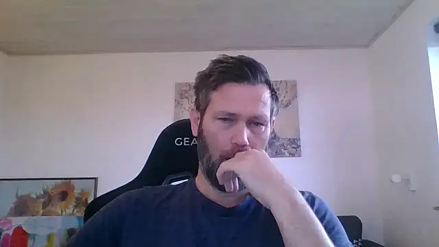 Snapshot of Gotta1 chatting on January 17, 2026, 12:20 pm Gotta1 online show from January 17, 2026, 12:20 pm