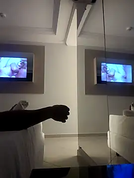 Jhonny walkeer online show from February 5, 2026, 2:51 am