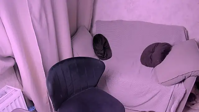 Snapshot of kirraa_ chatting on February 26, 2025, 7:53 pm kirraa online show from February 26, 2025, 7:53 pm