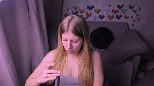 Snapshot of kirraa_ chatting on February 18, 2025, 6:47 pm kirraa online show from February 18, 2025, 6:47 pm