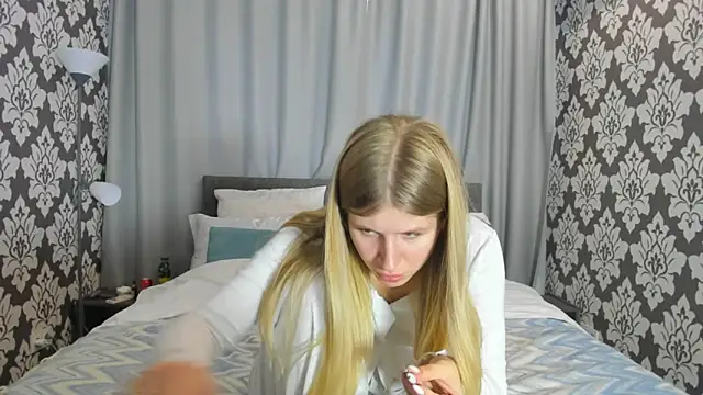 Snapshot of kirraa_ chatting on September 30, 2025, 1:50 pm kirraa online show from September 30, 2025, 1:50 pm