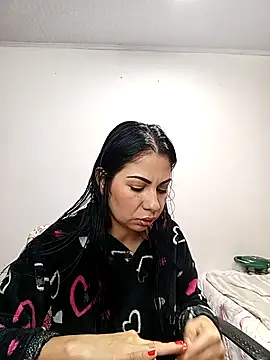Snapshot of saralunabella chatting on September 29, 2025, 7:08 pm saralunabella online show from September 29, 2025, 7:08 pm