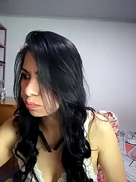 Snapshot of saralunabella chatting on February 2, 2025, 4:11 pm saralunabella online show from February 2, 2025, 4:11 pm