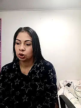Snapshot of saralunabella chatting on October 19, 2025, 7:27 pm saralunabella online show from October 19, 2025, 7:27 pm
