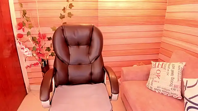 Snapshot of marien_thomson_ chatting on October 26, 2025, 9:26 pm marien thomson online show from October 26, 2025, 9:26 pm