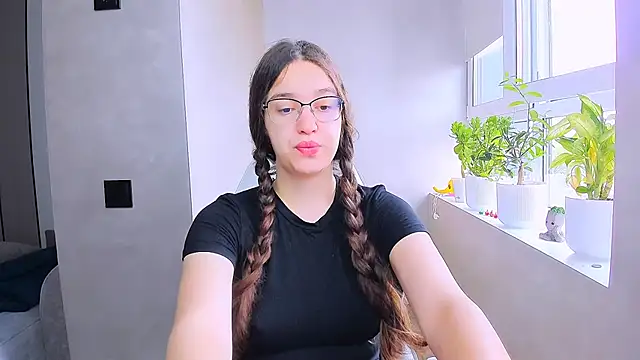 fancy bunny online show from June 2, 2026, 5:29 am