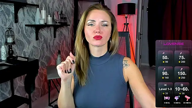 LadyIzabel online show from October 16, 2025, 8:22 am