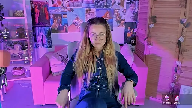 LadyIzabel online show from January 18, 2025, 11:54 am