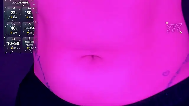 Snapshot of Lunadahia chatting on May 21, 2026, 12:41 am Lunadahia online show from May 21, 2026, 12:41 am