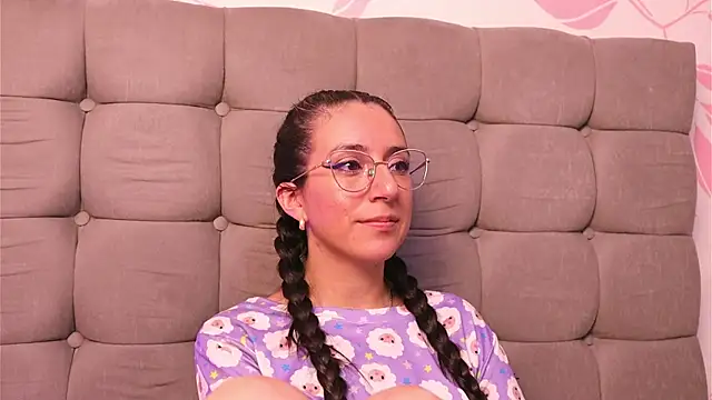 Sweet Sammy  online show from November 20, 2025, 4:02 am