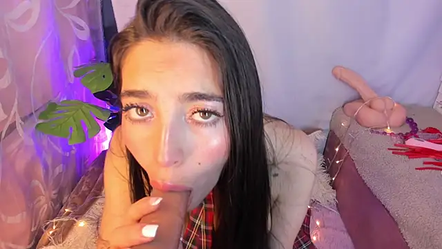 Snapshot of Arii_vega_ chatting on April 16, 2026, 4:52 pm Arii vega online show from April 16, 2026, 4:52 pm