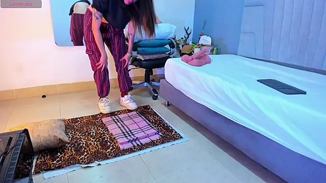 megan morgan01 online show from November 15, 2025, 2:48 am