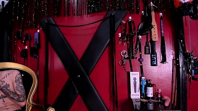 alexa n alex online show from November 6, 2025, 7:29 pm