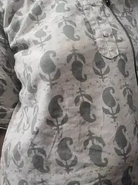 Snapshot of Shikhasexy34 chatting on November 25, 2025, 7:19 am Shikhasexy34 online show from November 25, 2025, 7:19 am