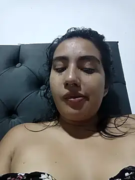 Snapshot of Hellen_Alex chatting on February 22, 2025, 2:41 pm Hellen Alex online show from February 22, 2025, 2:41 pm