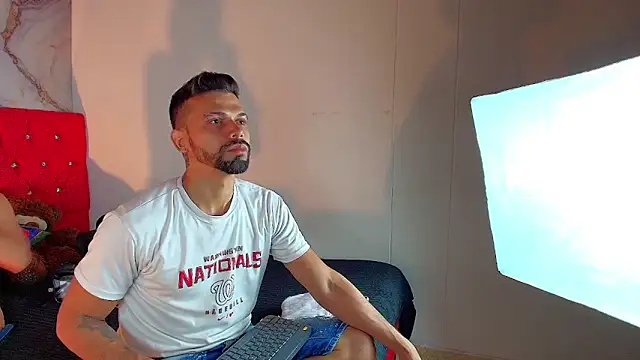 max ashley mds online show from December 17, 2025, 1:38 pm