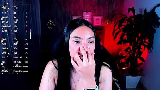 Snapshot of miichael_black chatting on October 31, 2025, 9:39 am miichael black online show from October 31, 2025, 9:39 am