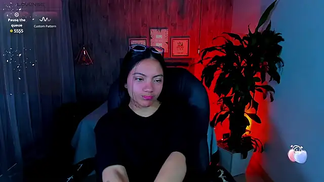 Snapshot of miichael_black chatting on March 16, 2025, 2:00 pm miichael black online show from March 16, 2025, 2:00 pm