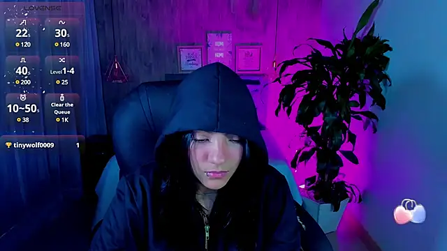 Snapshot of miichael_black chatting on March 12, 2025, 1:30 pm miichael black online show from March 12, 2025, 1:30 pm