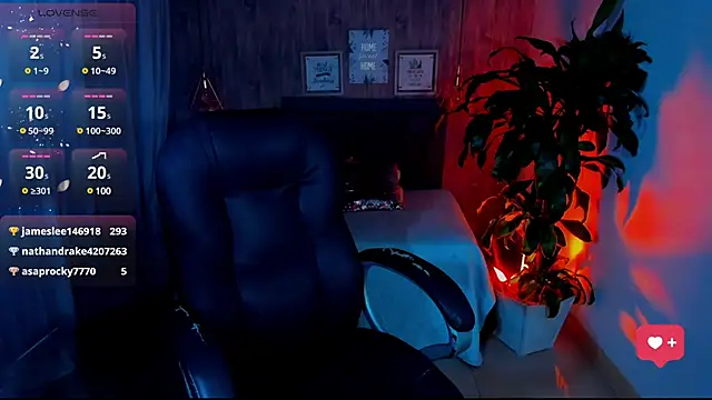 Snapshot of miichael_black chatting on March 8, 2025, 8:03 pm miichael black online show from March 8, 2025, 8:03 pm