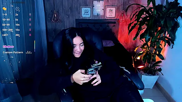 Snapshot of miichael_black chatting on November 14, 2025, 2:37 am miichael black online show from November 14, 2025, 2:37 am