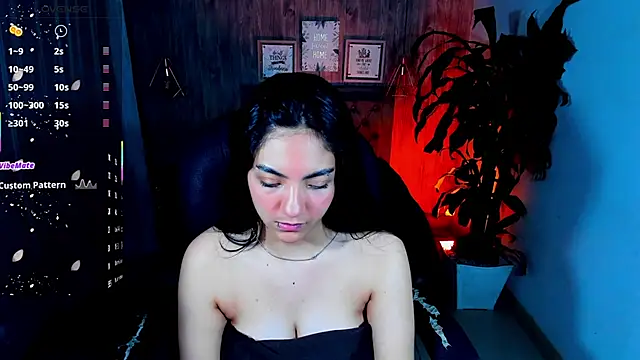 Snapshot of miichael_black chatting on October 18, 2025, 9:39 pm miichael black online show from October 18, 2025, 9:39 pm