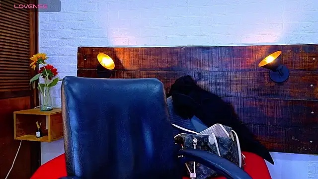 Snapshot of Celeste_sanz chatting on December 19, 2025, 11:56 am Celeste sanz online show from December 19, 2025, 11:56 am