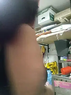 Edged Hot69 online show from March 14, 2025, 11:53 pm